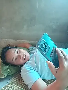 cutebobi online show from April 8, 2026, 6:59 am