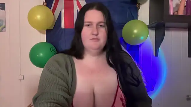 xopeachybaby online show from June 30, 2026, 3:45 pm