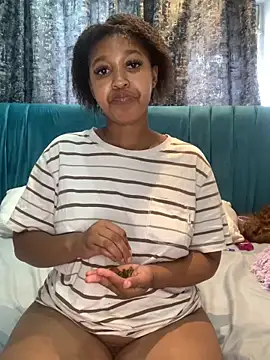 Snapshot of feliciahun chatting on February 14, 2026, 2:39 pm feliciahun online show from February 14, 2026, 2:39 pm