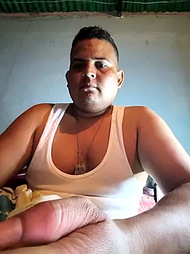 Snapshot of THONETE chatting on May 3, 2026, 12:27 am THONETE online show from May 3, 2026, 12:27 am