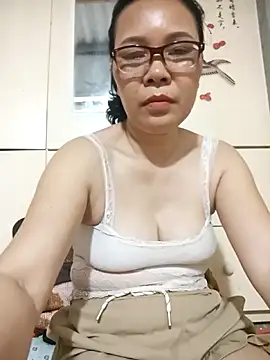 Snapshot of Nuna_689 chatting on June 4, 2026, 1:16 pm Nuna 689 online show from June 4, 2026, 1:16 pm