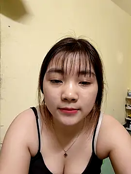 Snapshot of Pinks_cool chatting on February 24, 2026, 1:34 pm Pinks cool online show from February 24, 2026, 1:34 pm