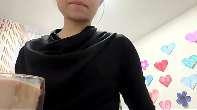 Snapshot of SweetMiaXO chatting on February 20, 2026, 11:01 am SweetMiaXO online show from February 20, 2026, 11:01 am