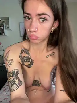 ValenciaTheVixenXX online show from June 4, 2026, 1:05 pm