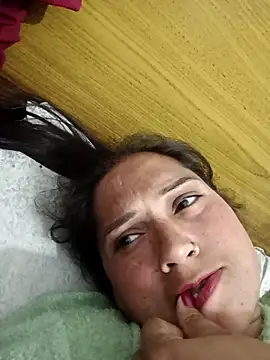 Cute-karisma1234 online show from February 14, 2026, 5:13 pm