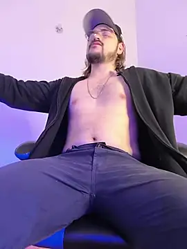 Snapshot of Derek_Vow chatting on February 22, 2026, 12:35 am Derek Vow online show from February 22, 2026, 12:35 am