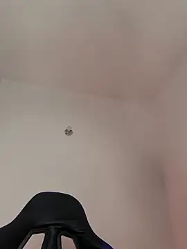 Derek Vow online show from March 3, 2026, 11:01 pm