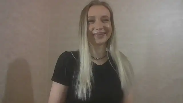 Snapshot of AureliaStar450 chatting on March 7, 2026, 1:45 am AureliaStar450 online show from March 7, 2026, 1:45 am