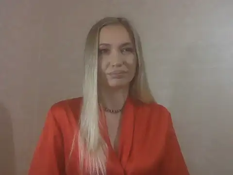 Snapshot of AureliaStar450 chatting on March 13, 2026, 11:32 pm AureliaStar450 online show from March 13, 2026, 11:32 pm