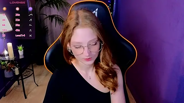 Snapshot of Your_lilith_ chatting on July 15, 2026, 5:58 am Your lilith online show from July 15, 2026, 5:58 am