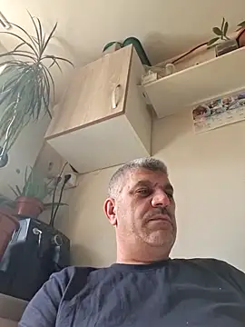 Snapshot of AdaBoys chatting on March 26, 2026, 12:47 pm AdaBoys online show from March 26, 2026, 12:47 pm