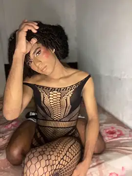 Iam AlexandraRey online show from May 16, 2026, 6:12 am