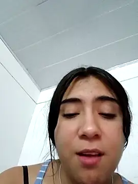 Snapshot of Ailen-cute chatting on February 25, 2026, 4:45 am Ailen-cute online show from February 25, 2026, 4:45 am