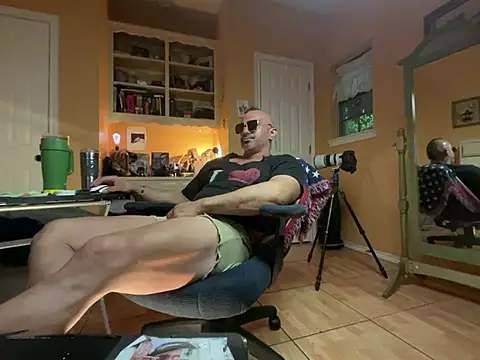 daddydonkey84 online show from July 15, 2026, 5:25 am
