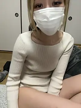 yui  yuichan online show from February 17, 2026, 1:52 pm