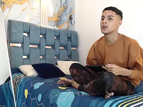 Sexy boys hell2 online show from January 19, 2026, 1:37 pm