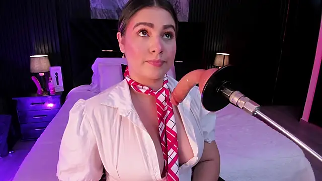 Liiahfontaine online show from May 25, 2026, 12:04 pm