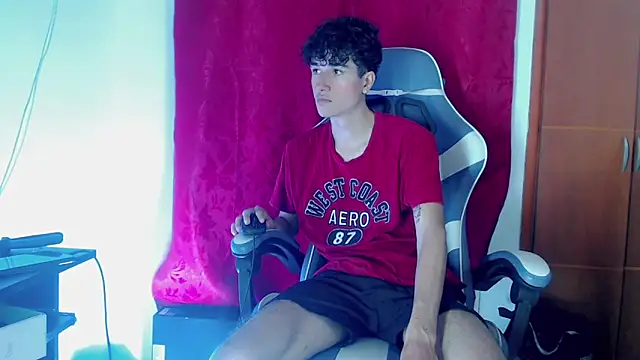 Johnny cagee  online show from February 12, 2026, 12:21 am