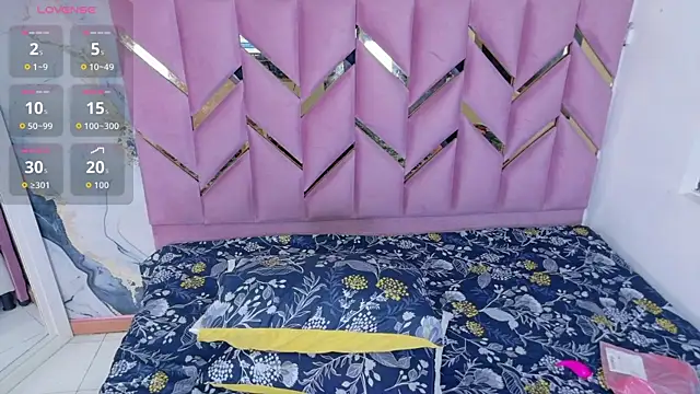 Rizantella online show from March 13, 2026, 2:49 am