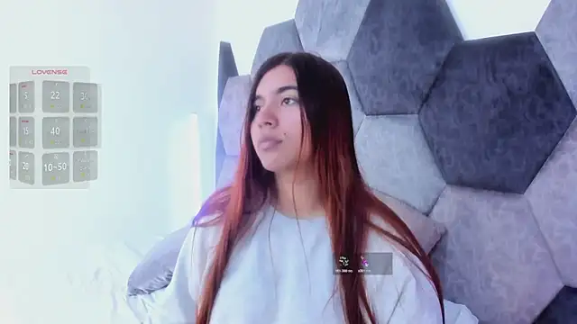 Snapshot of DulceJones chatting on February 2, 2026, 8:30 pm DulceJones online show from February 2, 2026, 8:30 pm