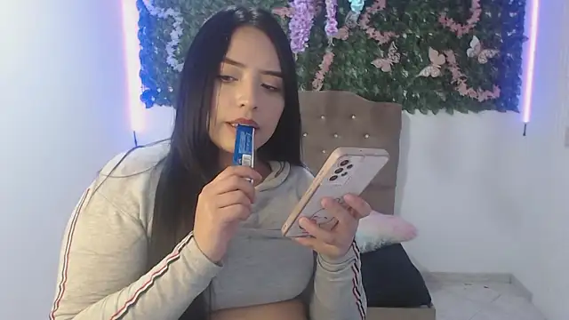 Snapshot of adara_cute_69 chatting on February 11, 2026, 7:03 pm adara cute 69 online show from February 11, 2026, 7:03 pm