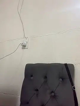 Jimena luvv online show from February 25, 2026, 2:45 am