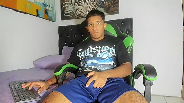 ricky spensar23cm  online show from March 19, 2026, 2:11 am