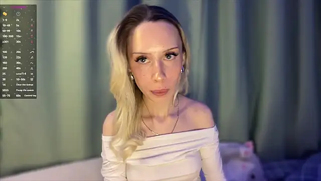 Snapshot of DellaCampbell chatting on February 22, 2026, 7:04 pm DellaCampbell online show from February 22, 2026, 7:04 pm