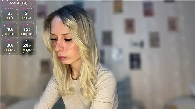 Snapshot of DellaCampbell chatting on February 12, 2026, 10:59 am DellaCampbell online show from February 12, 2026, 10:59 am