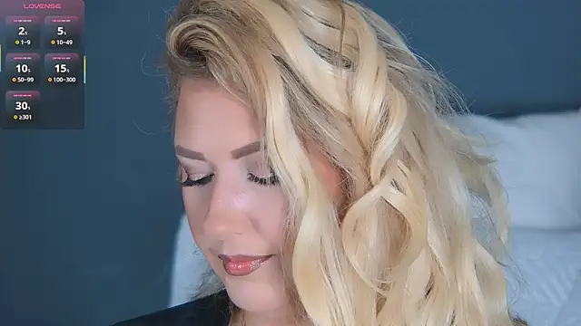 OndinaNoire online show from April 24, 2026, 7:38 pm