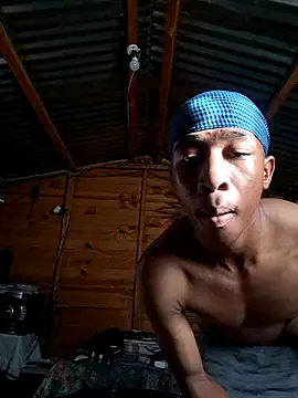 Peterveero12 online show from February 23, 2026, 4:07 pm