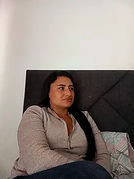 Andreacama online show from March 5, 2026, 4:25 pm