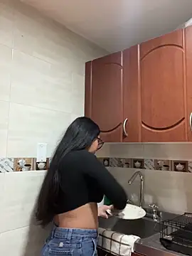 Violetta pinkk1 online show from February 14, 2026, 3:29 am