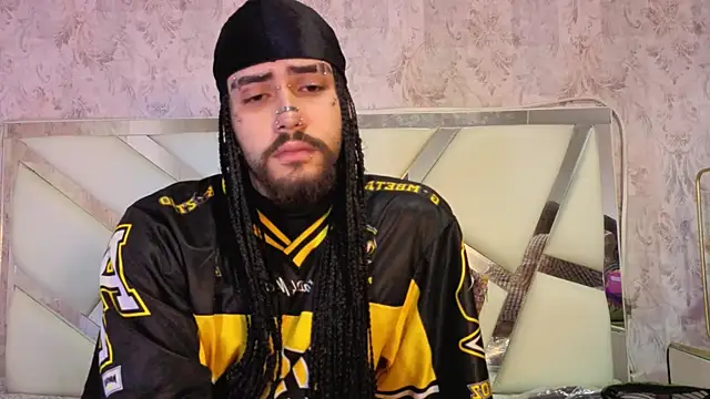 Benny and Mark online show from February 25, 2026, 4:01 am