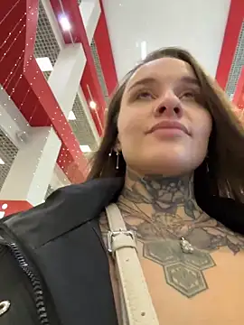 Snapshot of KishaMur chatting on February 19, 2026, 4:31 am KishaMur online show from February 19, 2026, 4:31 am