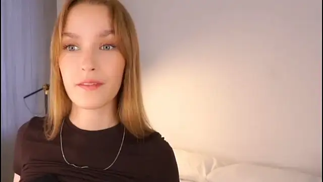 HellenSpelly online show from March 1, 2026, 10:10 pm