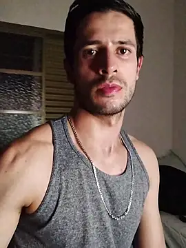 Snapshot of Cshunderlick chatting on February 12, 2026, 5:18 am Cshunderlick online show from February 12, 2026, 5:18 am