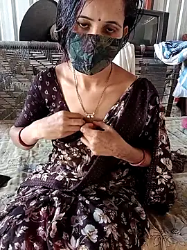 Snapshot of desicpl26 chatting on March 1, 2026, 10:04 am desicpl26 online show from March 1, 2026, 10:04 am