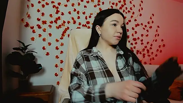 Mia Mia999 online show from February 6, 2026, 9:44 pm