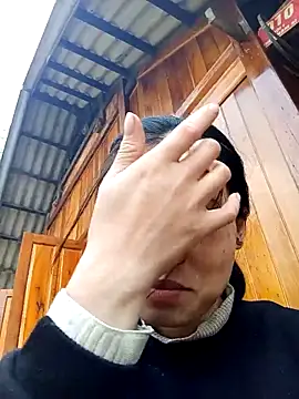 derylove  online show from March 3, 2026, 3:57 am