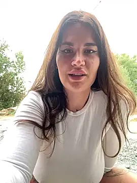 Snapshot of TattooGirlAlia chatting on September 17, 2025, 12:51 pm TattooGirlAlia online show from September 17, 2025, 12:51 pm