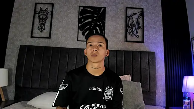 Snapshot of bliinkii_and_luka_ chatting on February 4, 2026, 3:18 pm bliinkii and luka online show from February 4, 2026, 3:18 pm