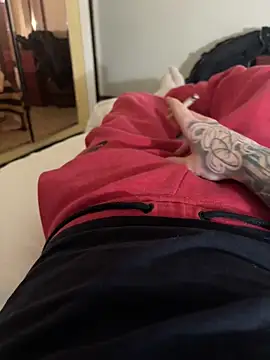 Snapshot of nolimits66 chatting on February 10, 2026, 2:27 pm nolimits66 online show from February 10, 2026, 2:27 pm