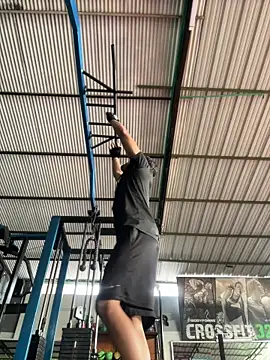 Snapshot of CreamKingg chatting on February 26, 2026, 9:37 pm CreamKingg online show from February 26, 2026, 9:37 pm