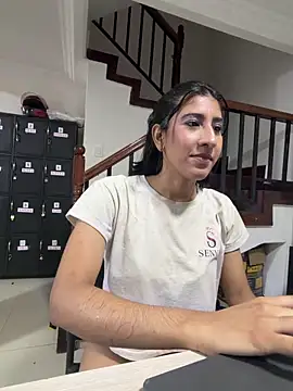 Violet rousse7 online show from April 9, 2026, 6:19 am