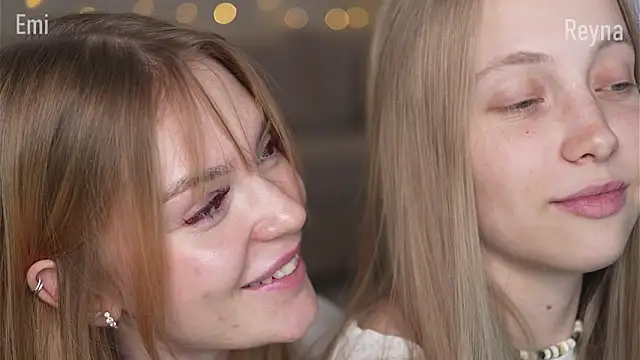 Snapshot of Appr0ved_ chatting on March 1, 2026, 3:01 pm Appr0ved online show from March 1, 2026, 3:01 pm