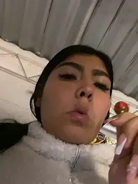 Snapshot of Angelica_pink18 chatting on February 14, 2026, 1:17 am Angelica pink18 online show from February 14, 2026, 1:17 am