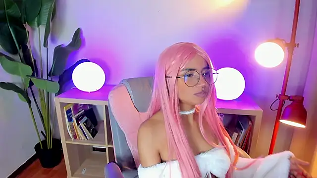 Lia flor online show from February 6, 2026, 3:46 am