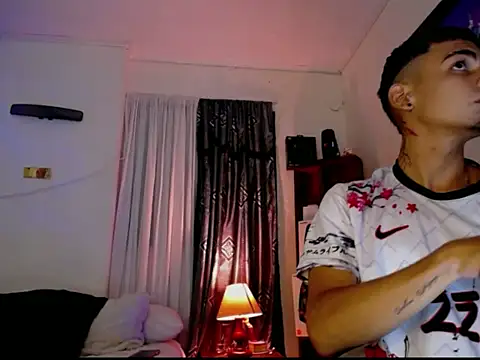 tiancam online show from February 5, 2026, 1:45 am