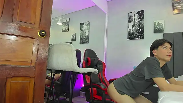 Raphael Nyon online show from March 2, 2026, 5:08 am